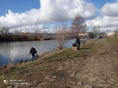 Úklid pokračoval v Mlazicích