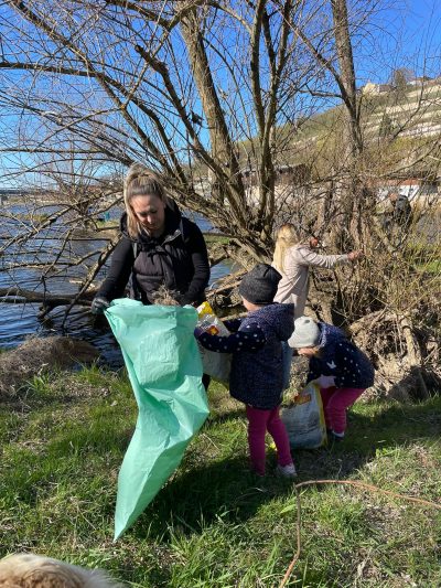 Úklid kolem revíru