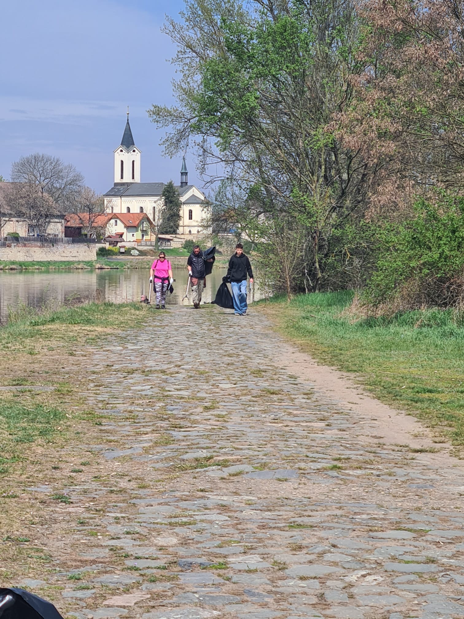 Děkujeme za úklid Mlazic